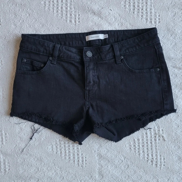Aritzia/ Talula Black Denim Distressed Cut Off Shorts - Picture 1 of 8